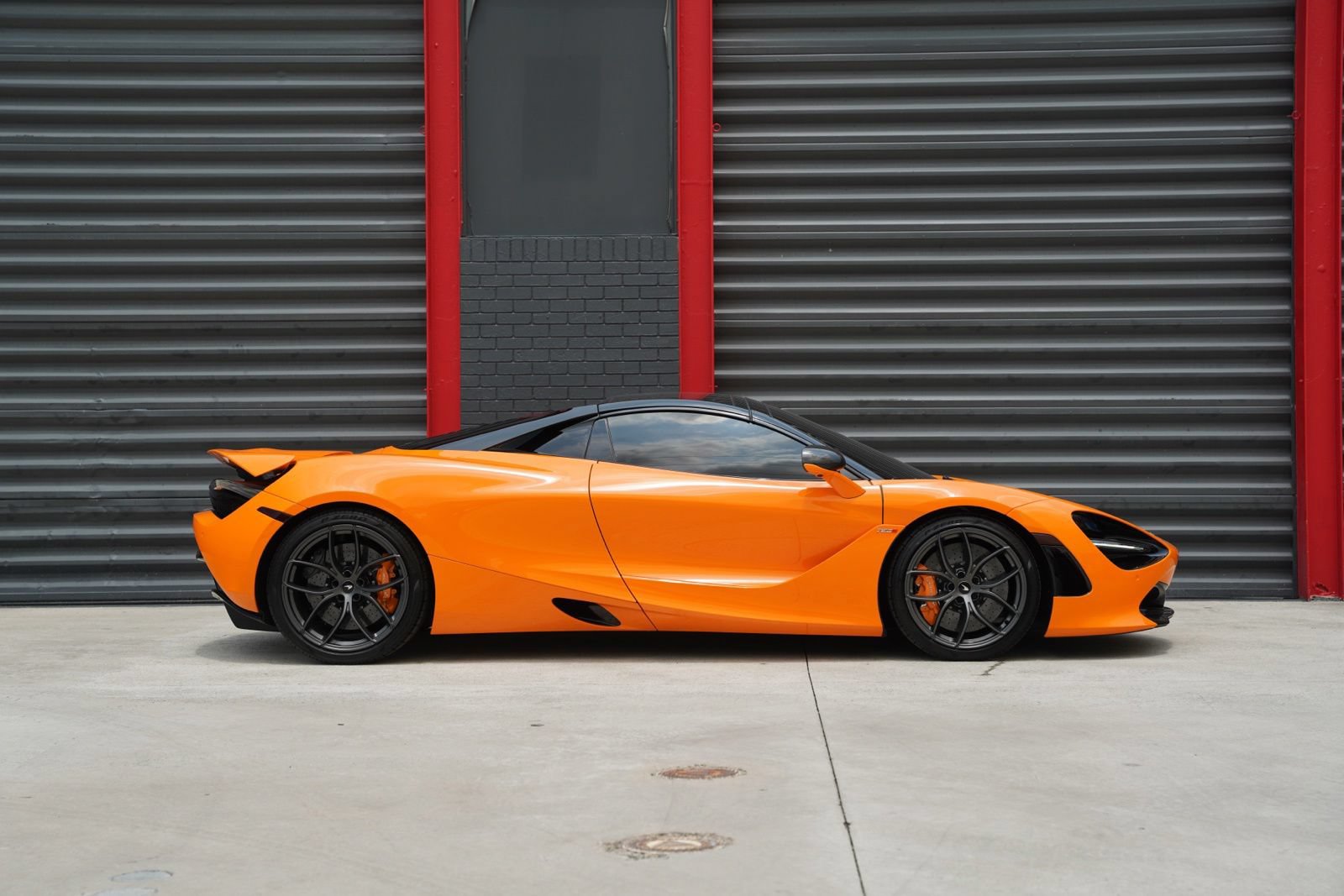 Used 2022 McLaren 720S Performance RWD image 20