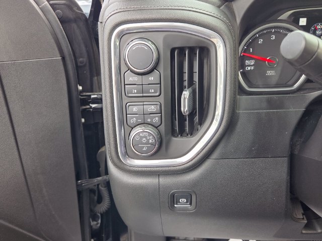 Used 2019 Chevrolet Silverado 1500 High Country w/ Z71 Off-Road Package AWD/4WD image 34