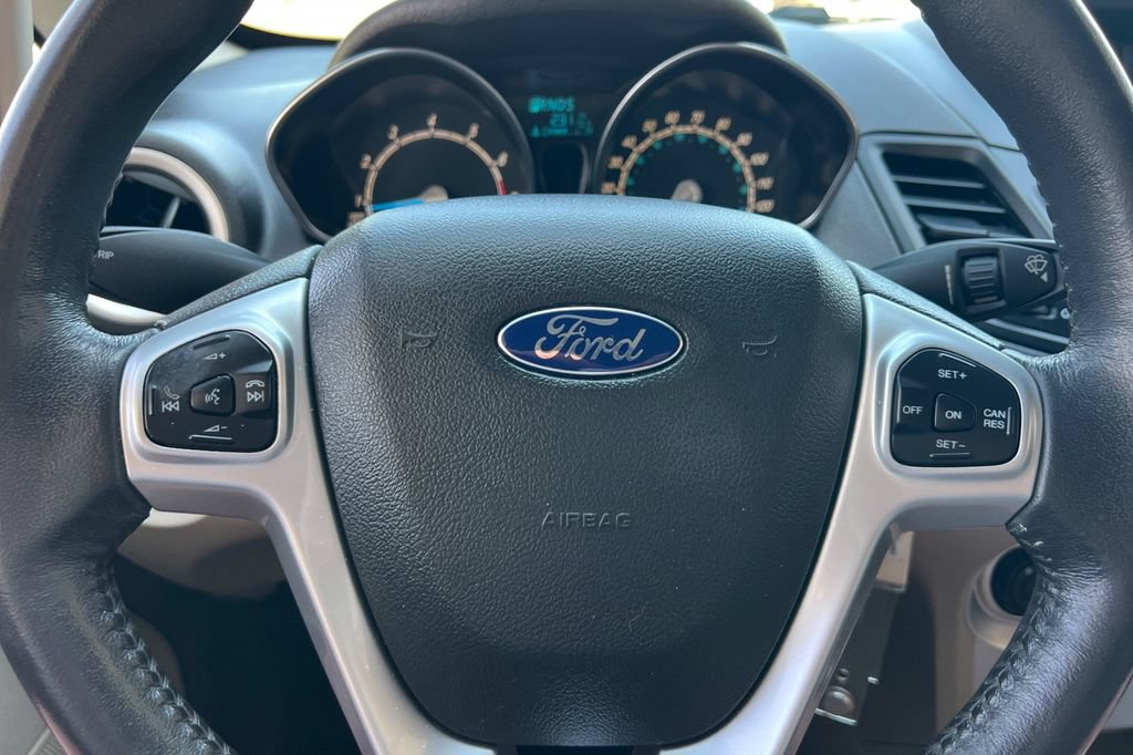 Used 2016 Ford Fiesta SE FWD image 23