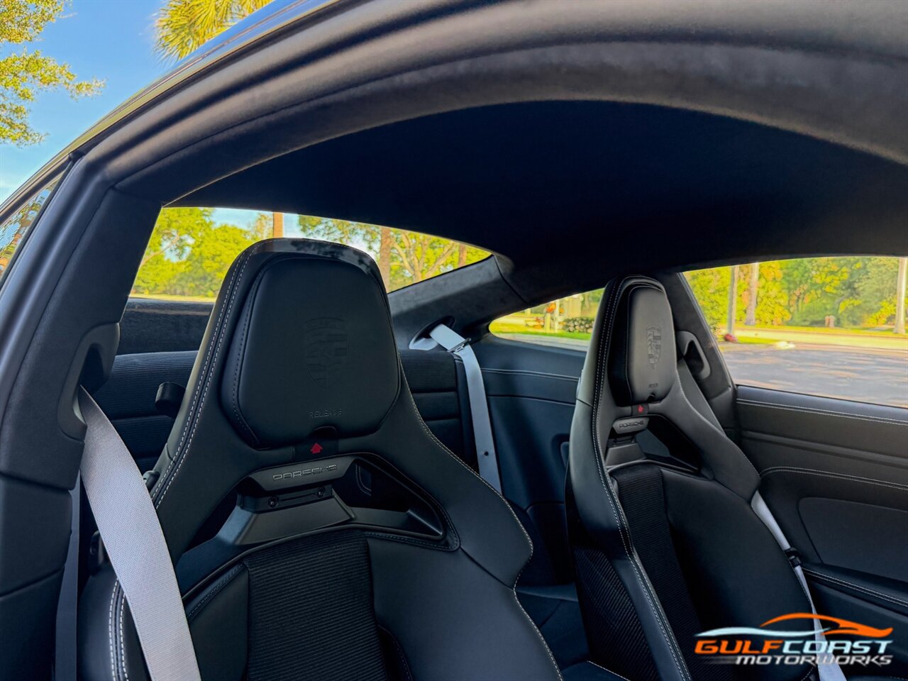 Used 2025 Porsche 911 GT3 RWD image 35