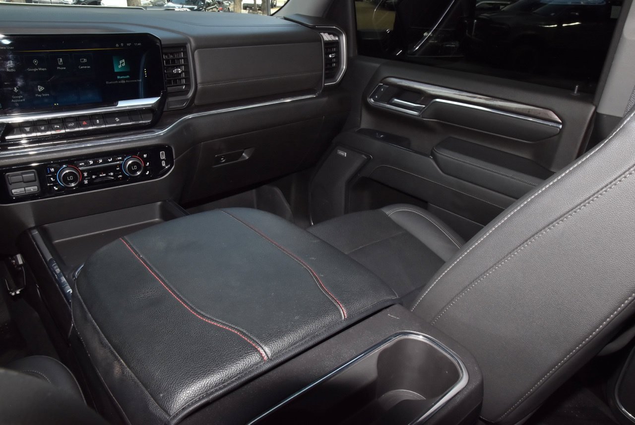 Used 2024 Chevrolet Silverado 2500 LTZ w/ LTZ Plus Package AWD/4WD image 17