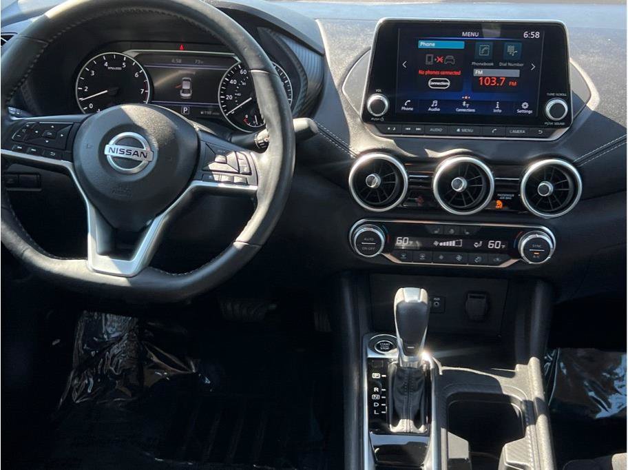 Used 2022 Nissan Sentra SV w/ All-Weather Package FWD image 11