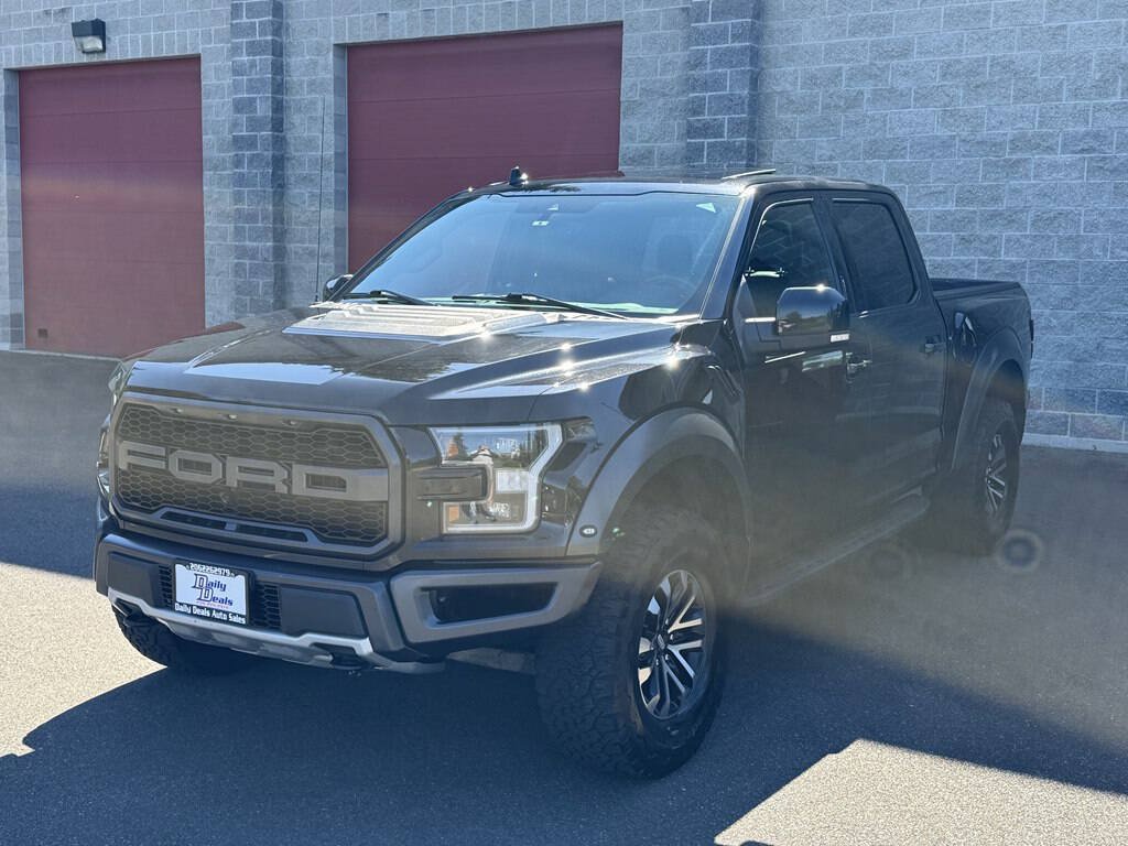 Used 2020 Ford F150 Raptor w/ Equipment Group 802A Luxury AWD/4WD image 5