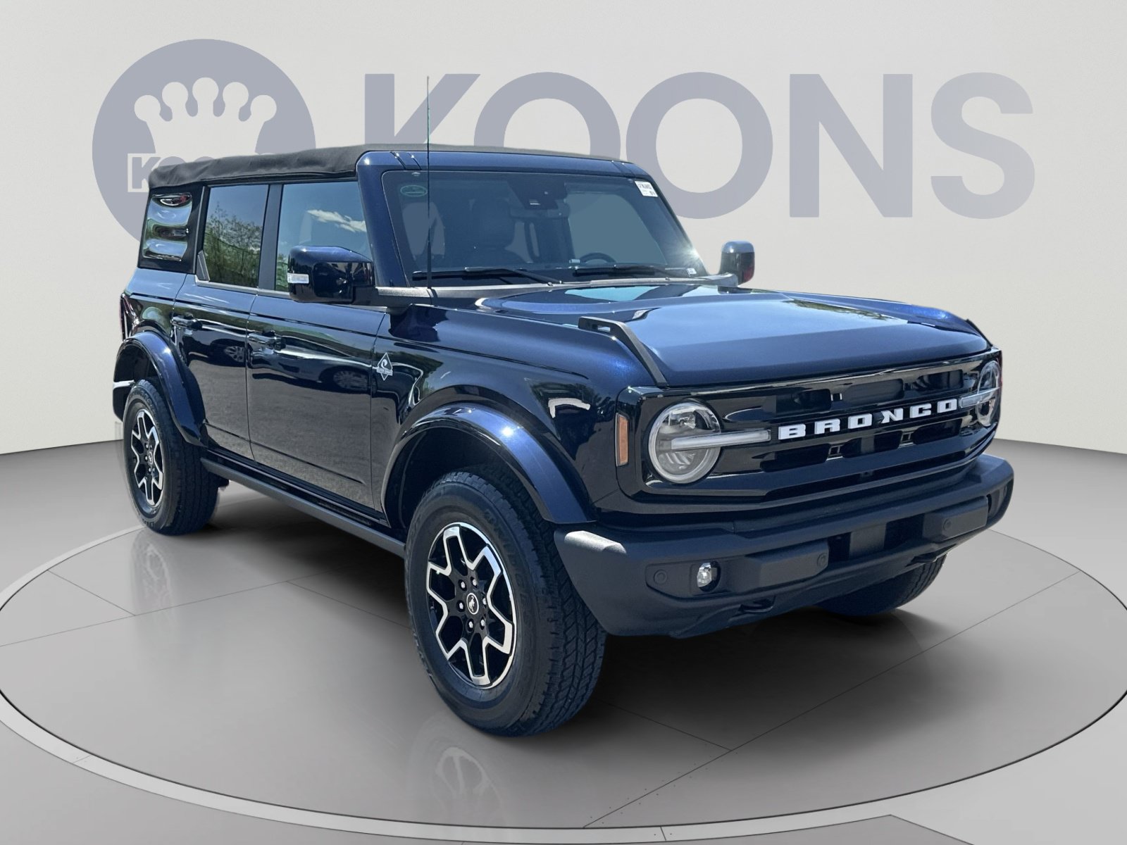 Used 2021 Ford Bronco Outer Banks AWD/4WD image 2