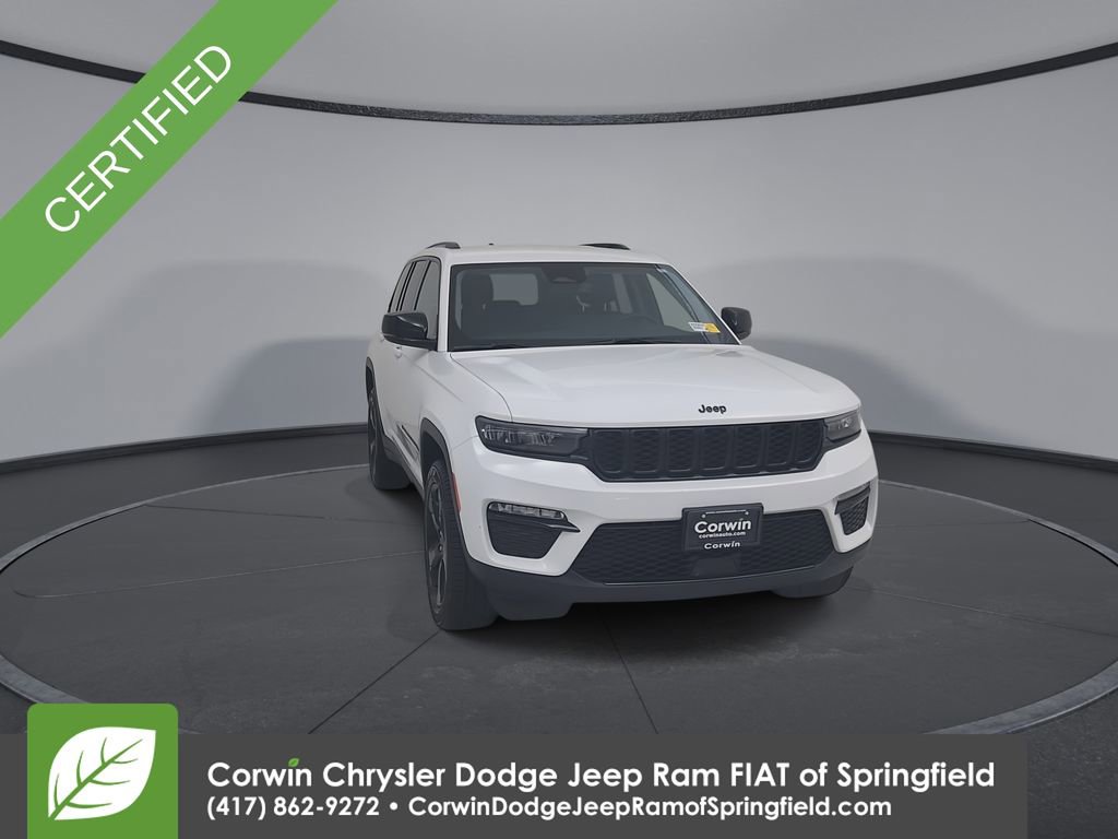 Used 2023 Jeep Grand Cherokee Limited w/ Black Appearance Package image 3