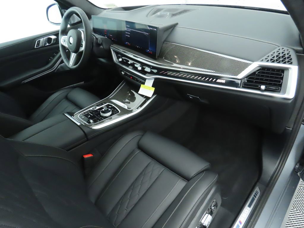 New 2026 BMW X5 M60i image 18