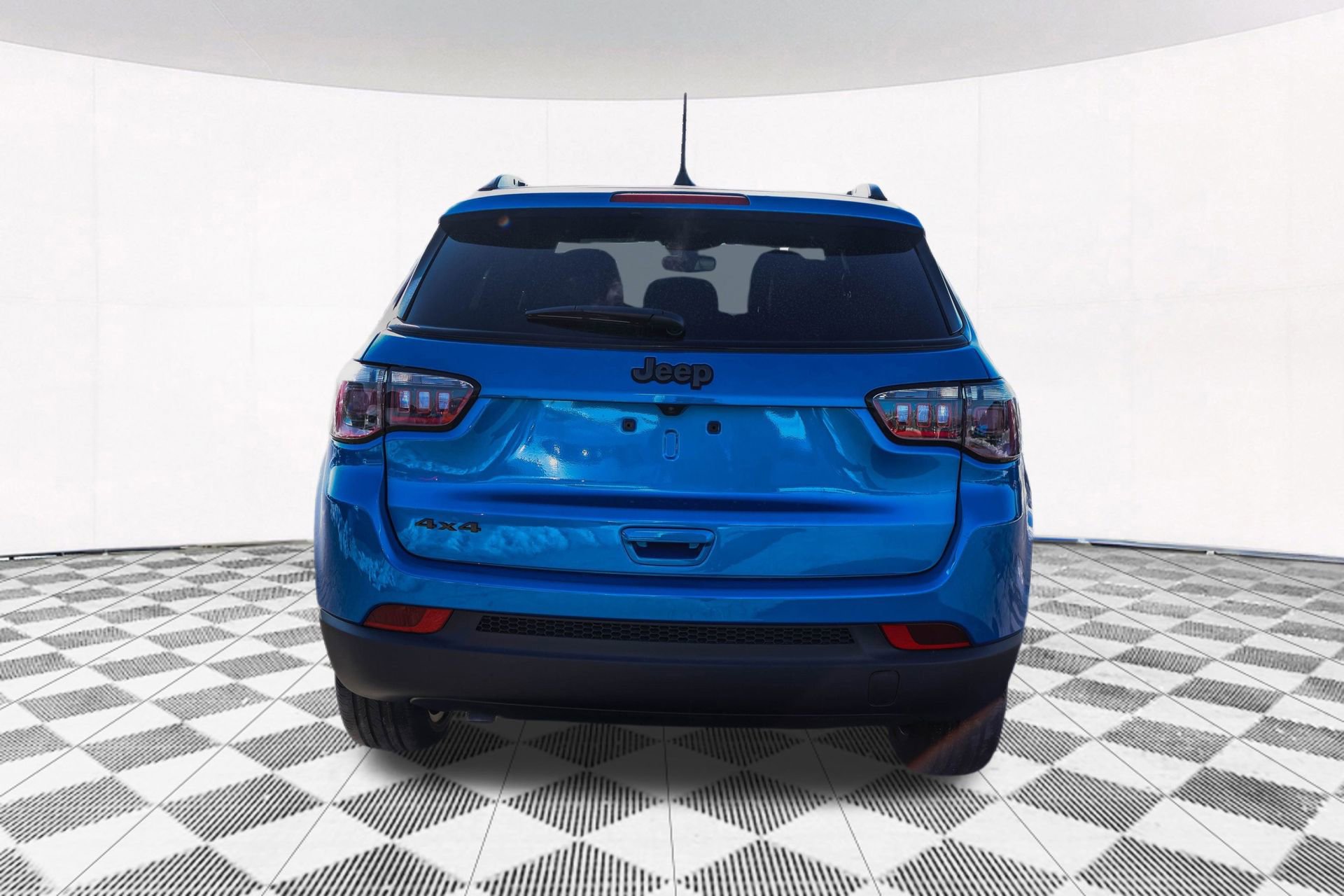 New 2026 Jeep Compass Latitude image 11