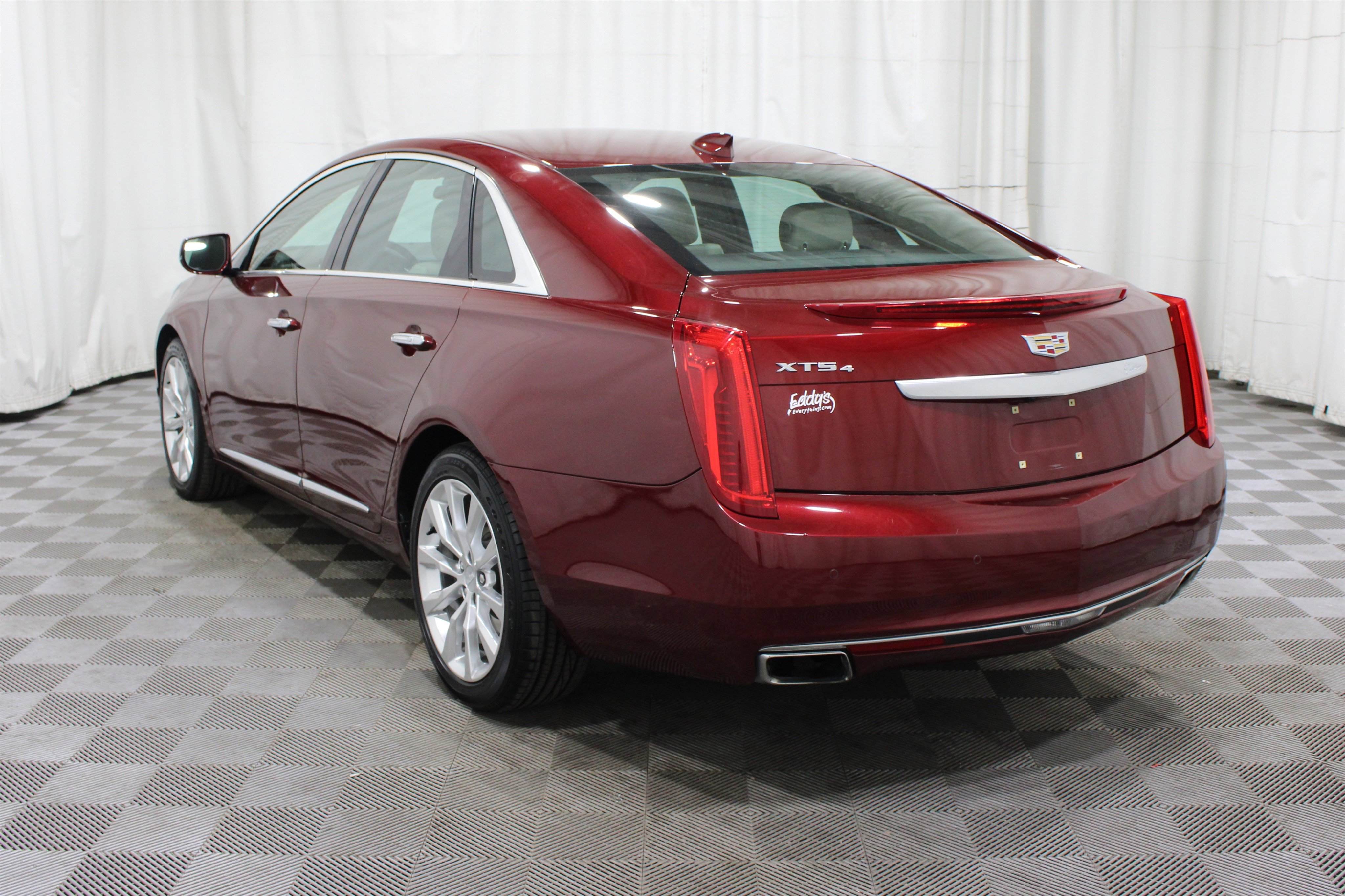 Used 2016 Cadillac XTS Luxury w/ Driver Awareness Package image 37
