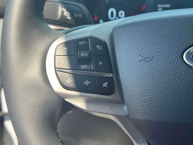 Used 2026 Ford Explorer Active AWD/4WD image 26