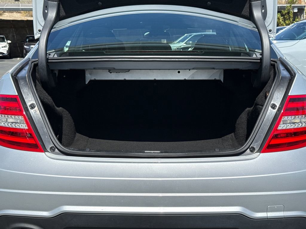 Used 2012 Mercedes-Benz C 250 Sedan image 10