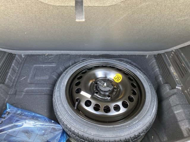 Used 2023 Chevrolet TrailBlazer LT w/ Convenience Package FWD image 14