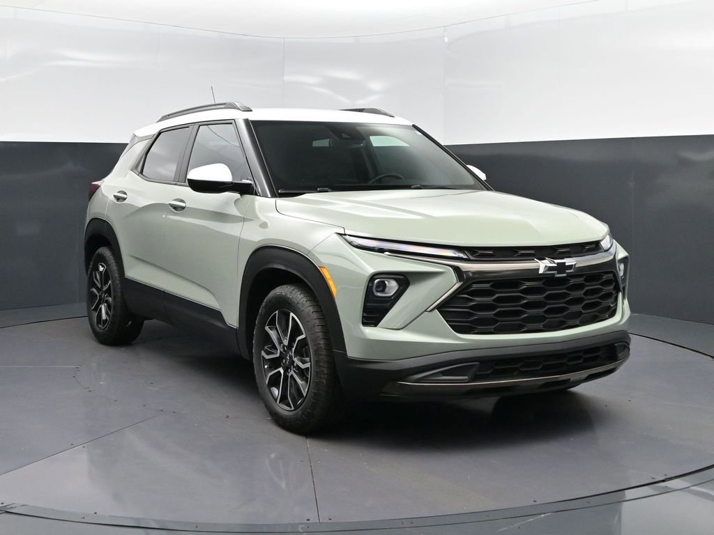 Used 2025 Chevrolet TrailBlazer ACTIV w/ Convenience Package image 9
