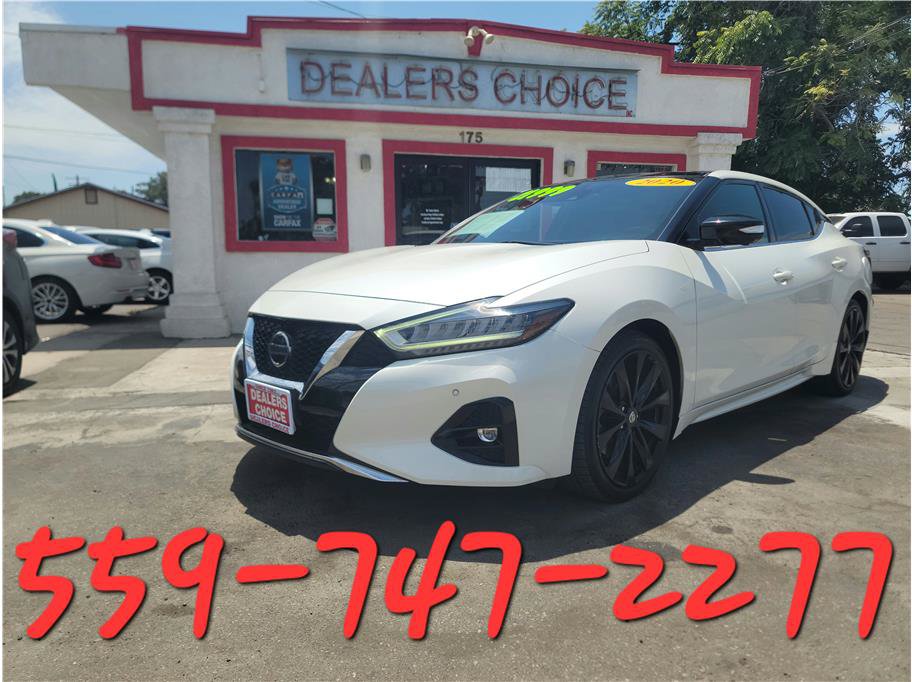 Used 2020 Nissan Maxima SR w/ Sport Mat Group FWD image 2