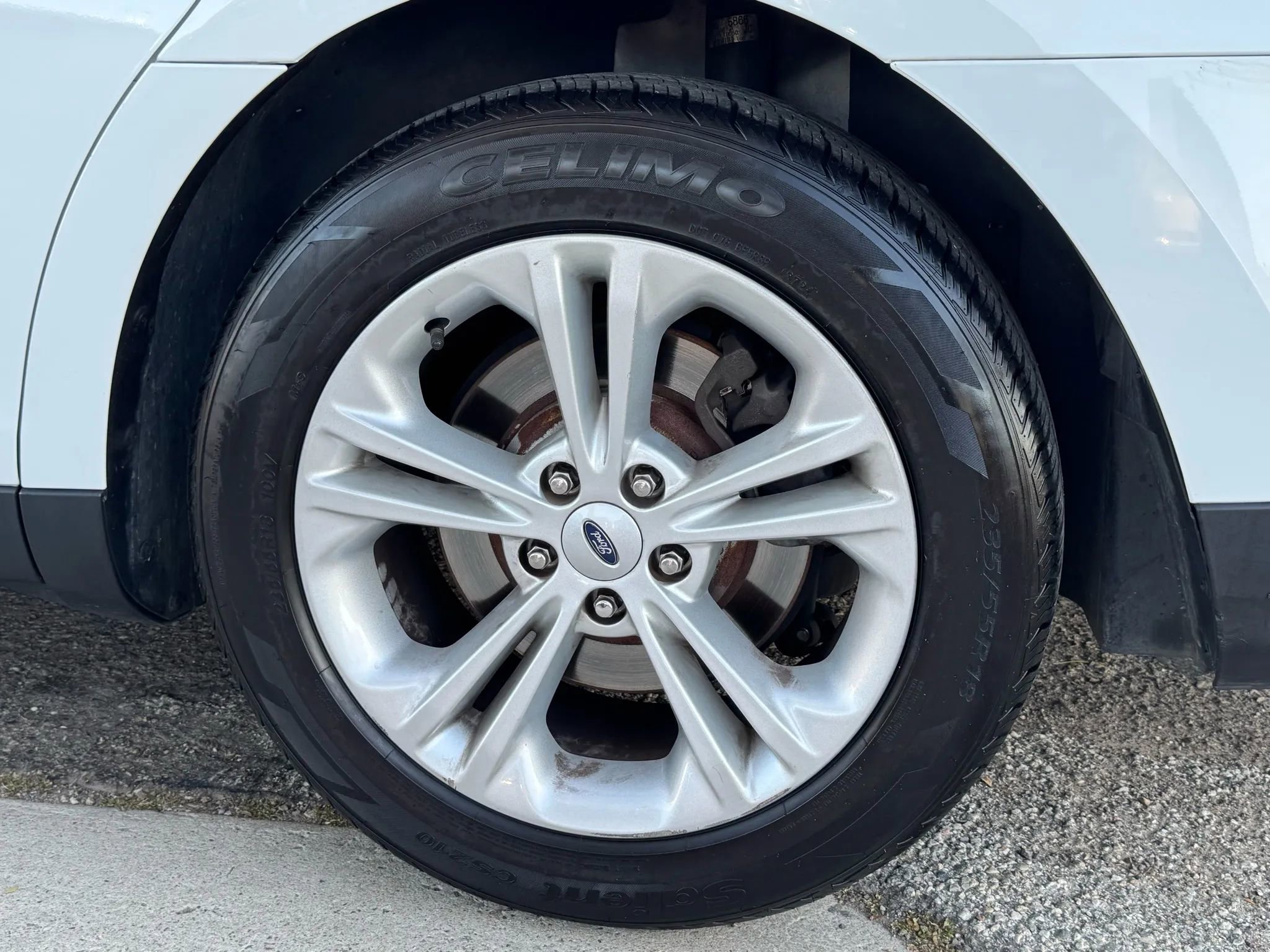 Used 2018 Ford Taurus SEL w/ Equipment Group 201A image 40