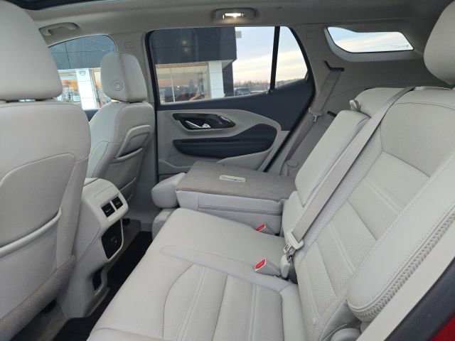 Used 2023 GMC Terrain Denali image 42