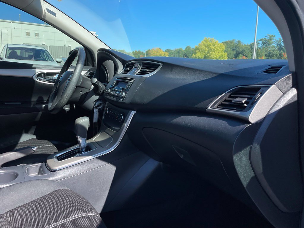 Used 2015 Nissan Sentra S FWD image 32