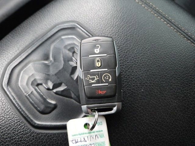 Used 2022 RAM 1500 Laramie w/ Night Edition image 12