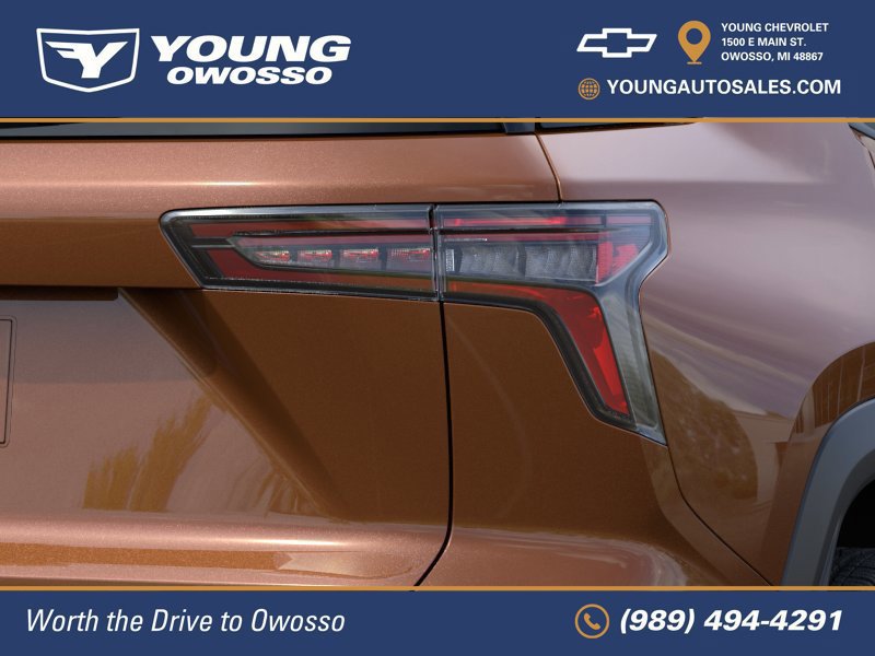 New 2027 Chevrolet Equinox LT w/ Convenience Package II FWD image 12