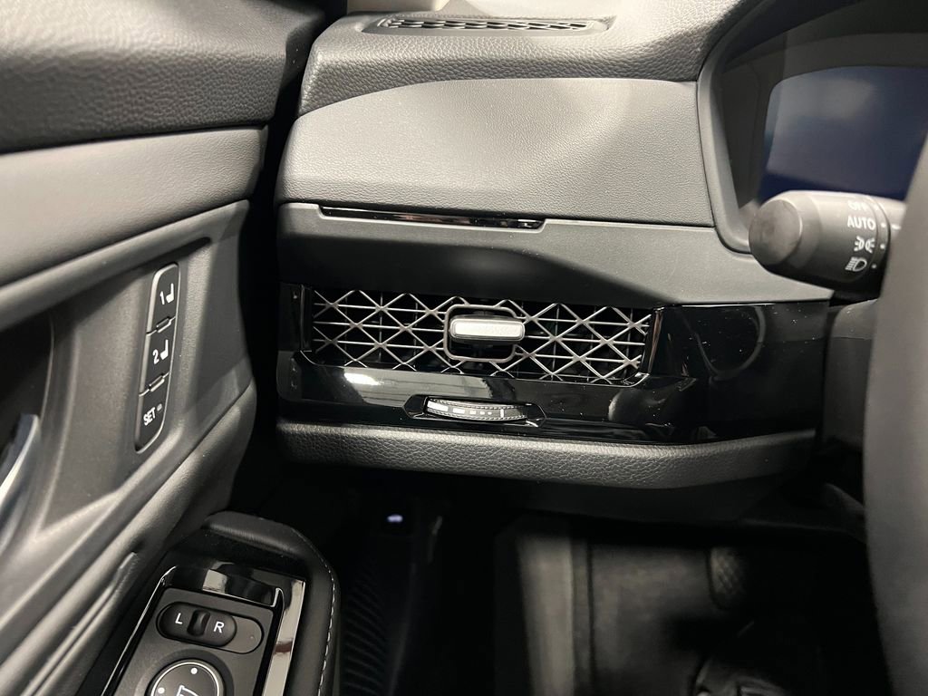 New 2025 Honda Accord Touring image 18