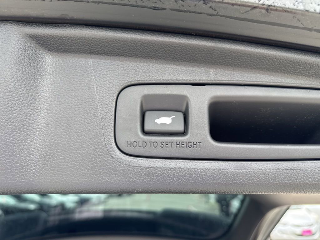 Used 2025 Honda CR-V Sport-L image 13