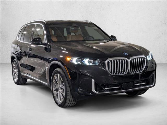 New 2026 BMW X5 xDrive50e w/ Premium Package image 6