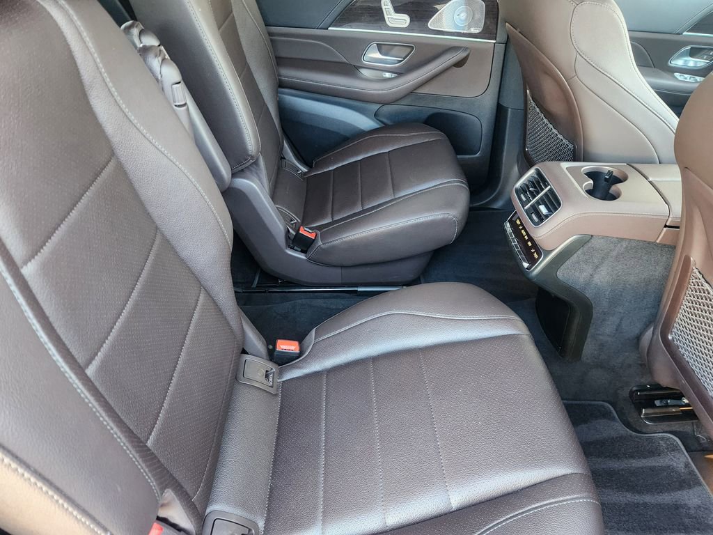 Used 2021 Mercedes-Benz GLS 450 4MATIC image 31