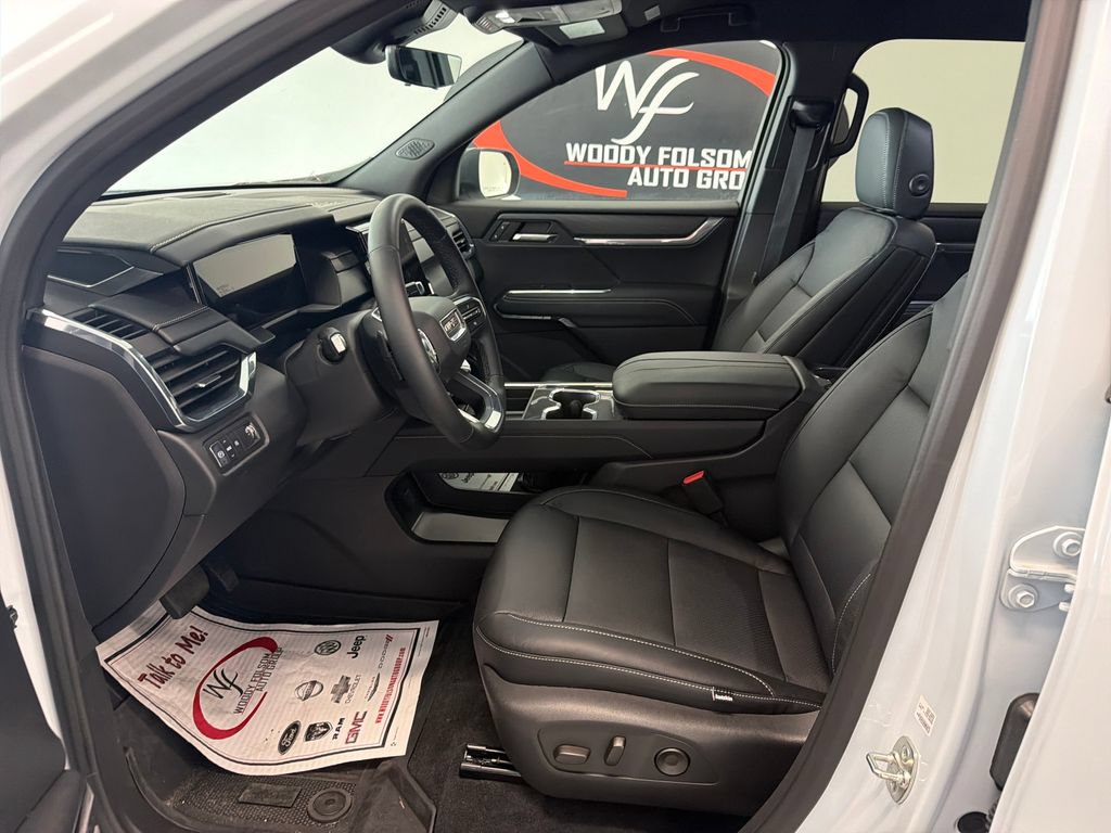 New 2026 GMC Acadia Elevation w/ LPO, Floor Liner Package FWD image 11