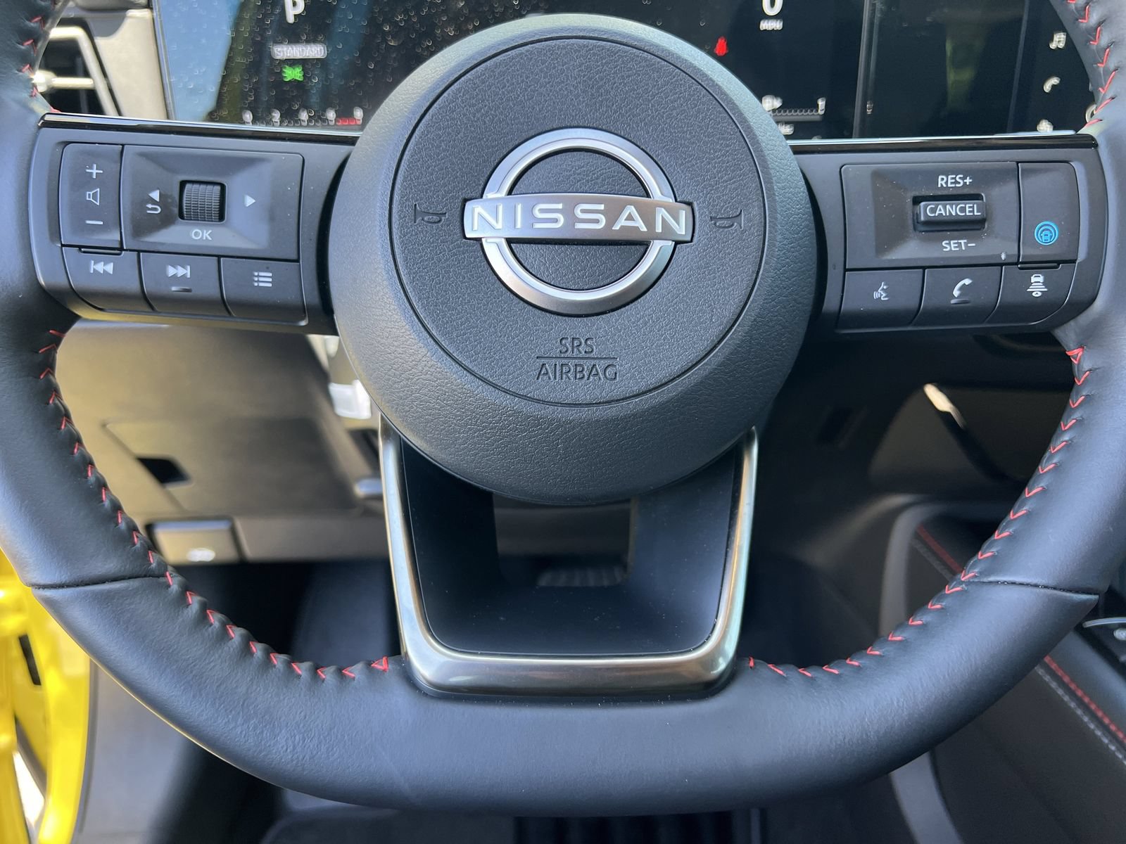 Certified 2025 Nissan Kicks SR AWD/4WD image 8