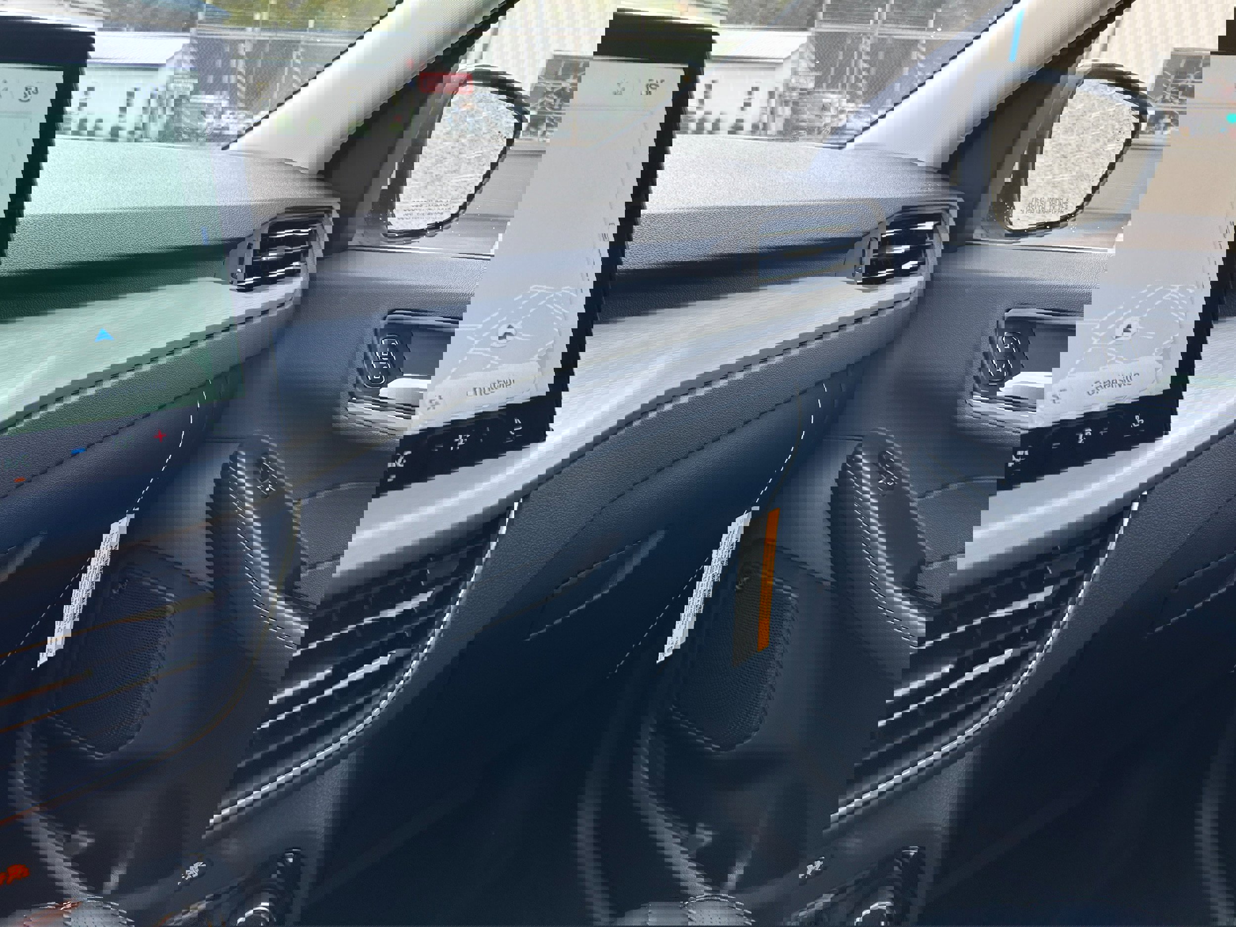 New 2025 Ford Escape SE w/ PHEV Premium Package FWD image 53