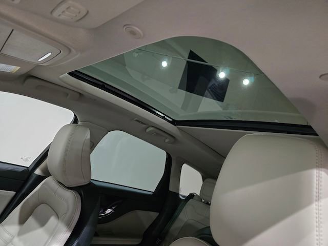 New 2025 Lincoln Corsair Reserve w/ Equipment Group 202A image 19