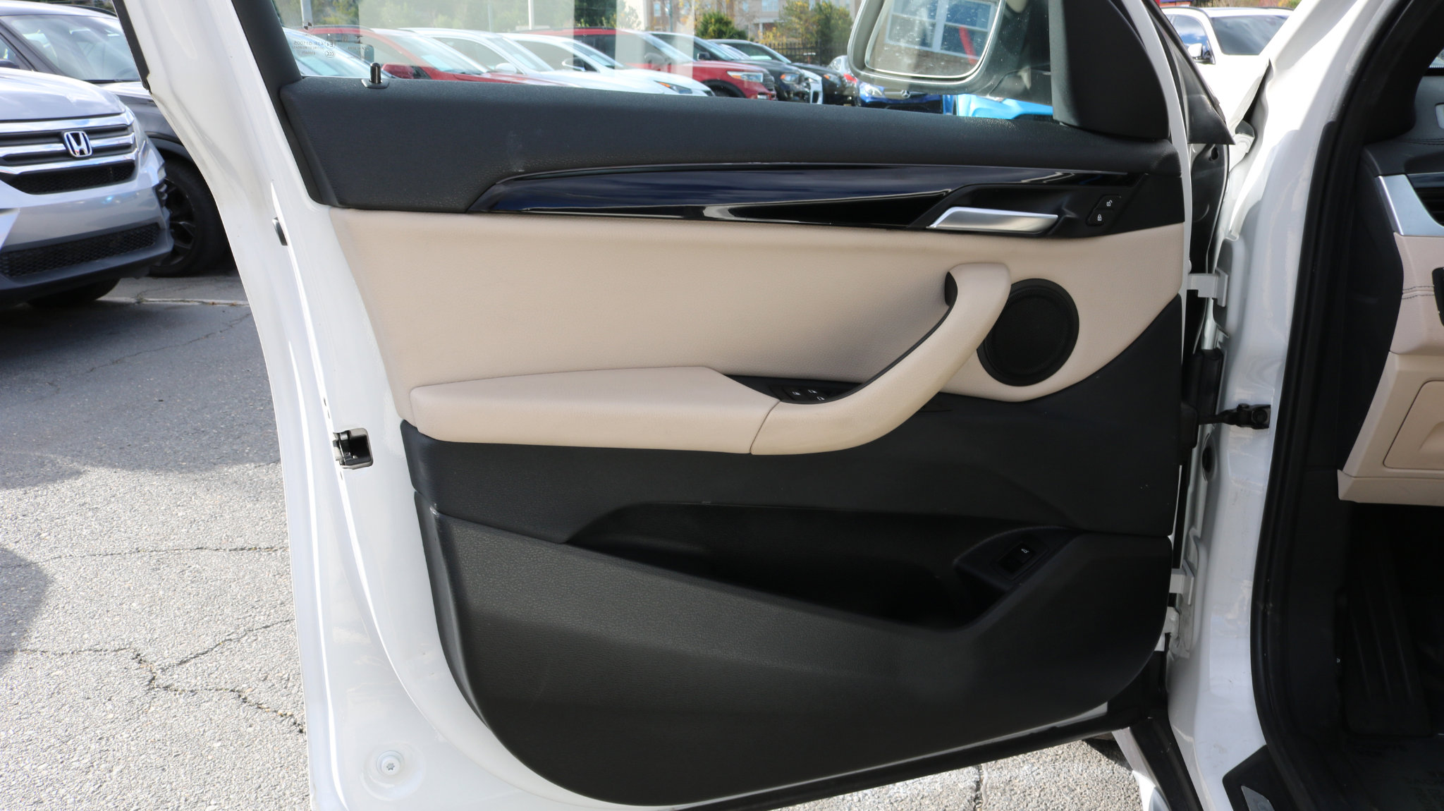 Used 2021 BMW X1 sDrive28i image 12