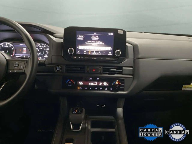 Used 2024 Nissan Pathfinder S image 12