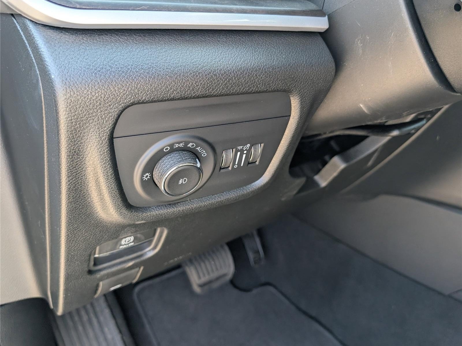 New 2026 Jeep Grand Cherokee Limited AWD/4WD image 18