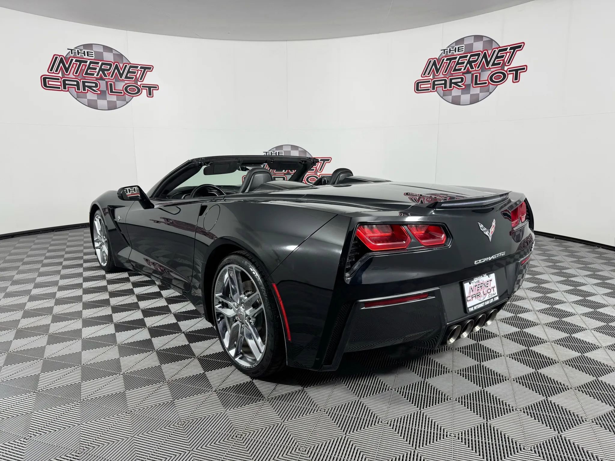 Used 2019 Chevrolet Corvette Stingray Convertible w/ 3LT Preferred Equipment Group image 9