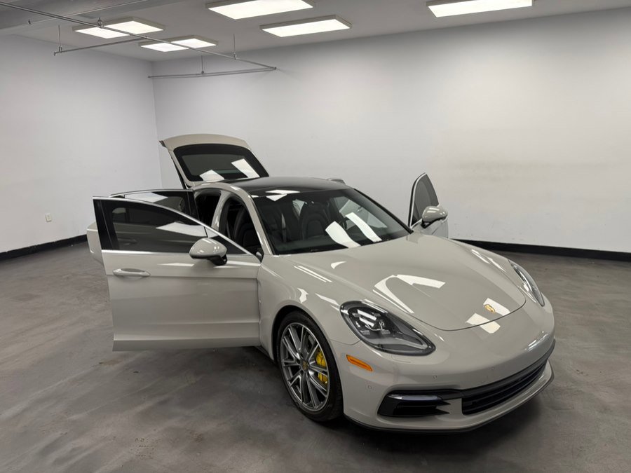 Used 2018 Porsche Panamera 4S AWD/4WD image 26