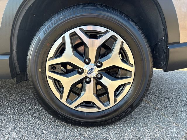 Used 2023 Subaru Forester Premium image 9
