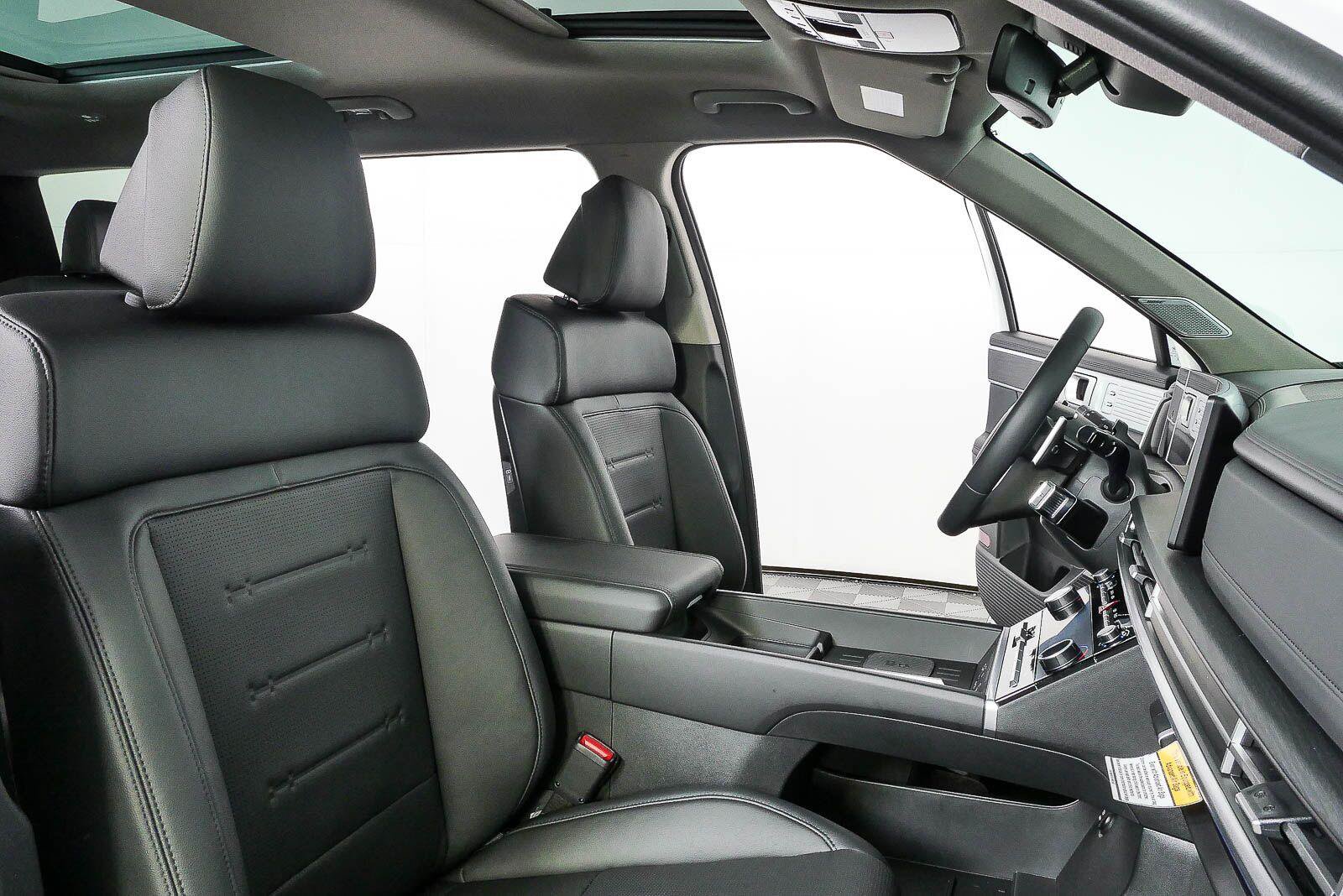 New 2026 Hyundai Santa Fe Limited FWD image 23
