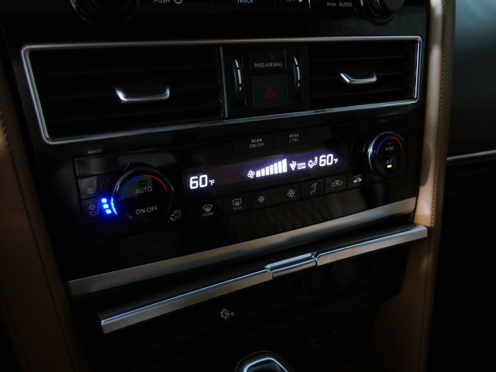 Used 2022 INFINITI QX80 Sensory w/ All-Season Package AWD/4WD image 30