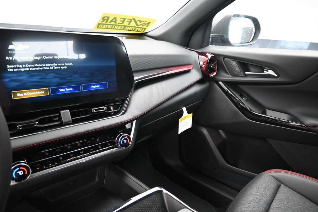 New 2027 Chevrolet Equinox RS FWD image 17