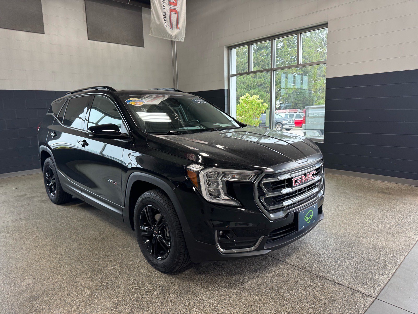 Certified 2023 GMC Terrain AT4 w/ Infotainment Package II AWD/4WD image 3