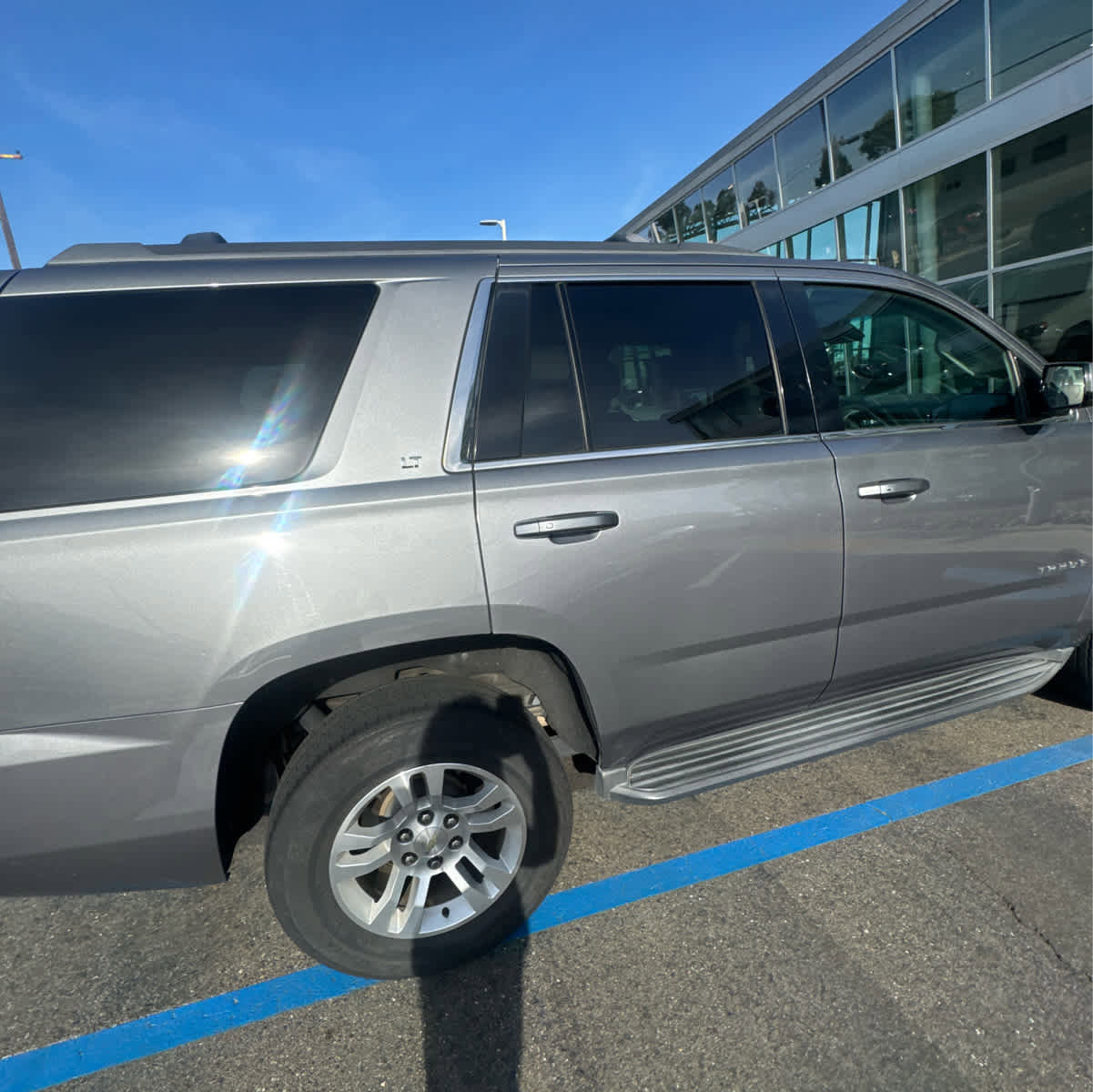 Used 2018 Chevrolet Tahoe LT image 13