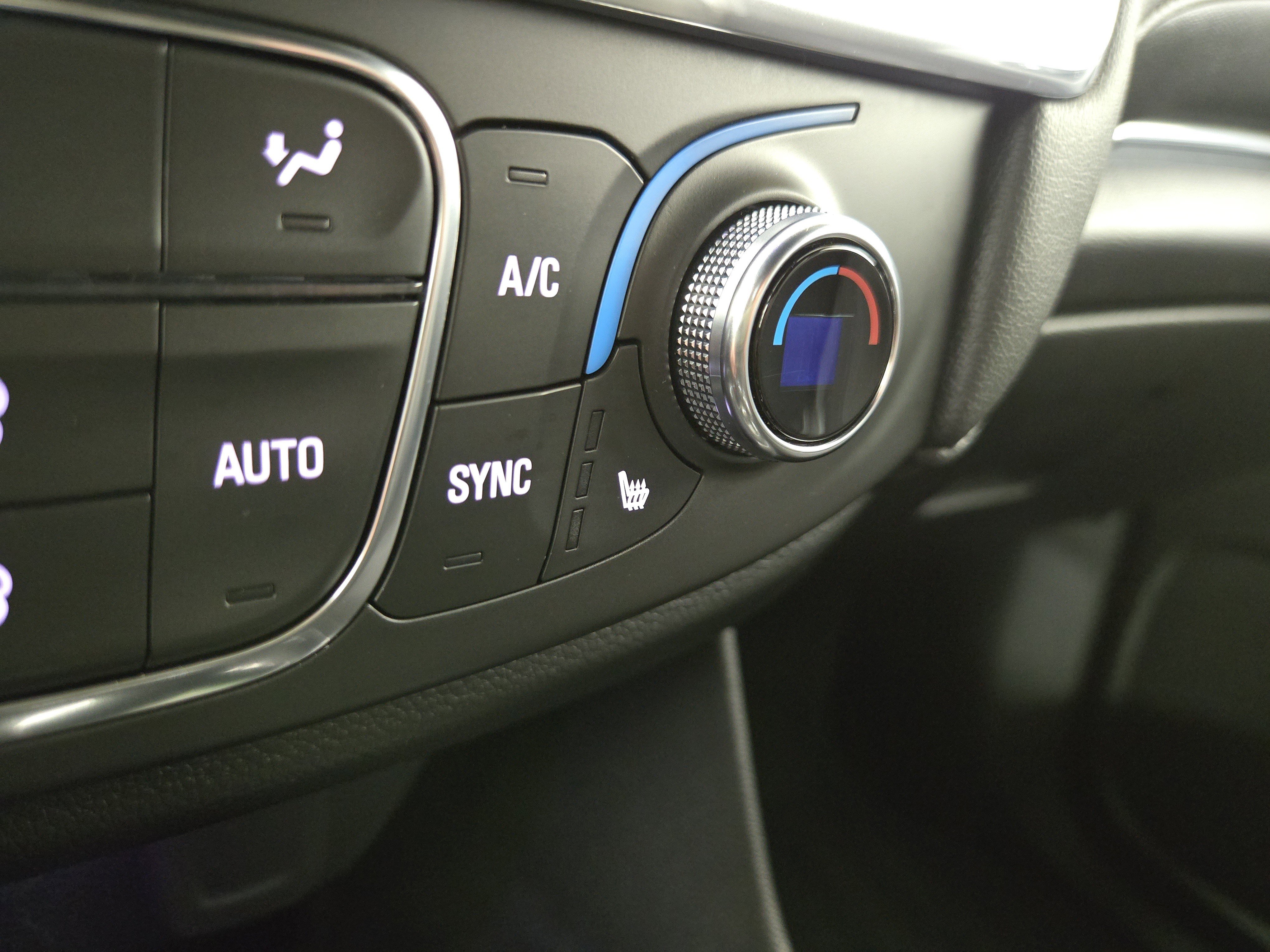 Certified 2023 Chevrolet Traverse LT image 27