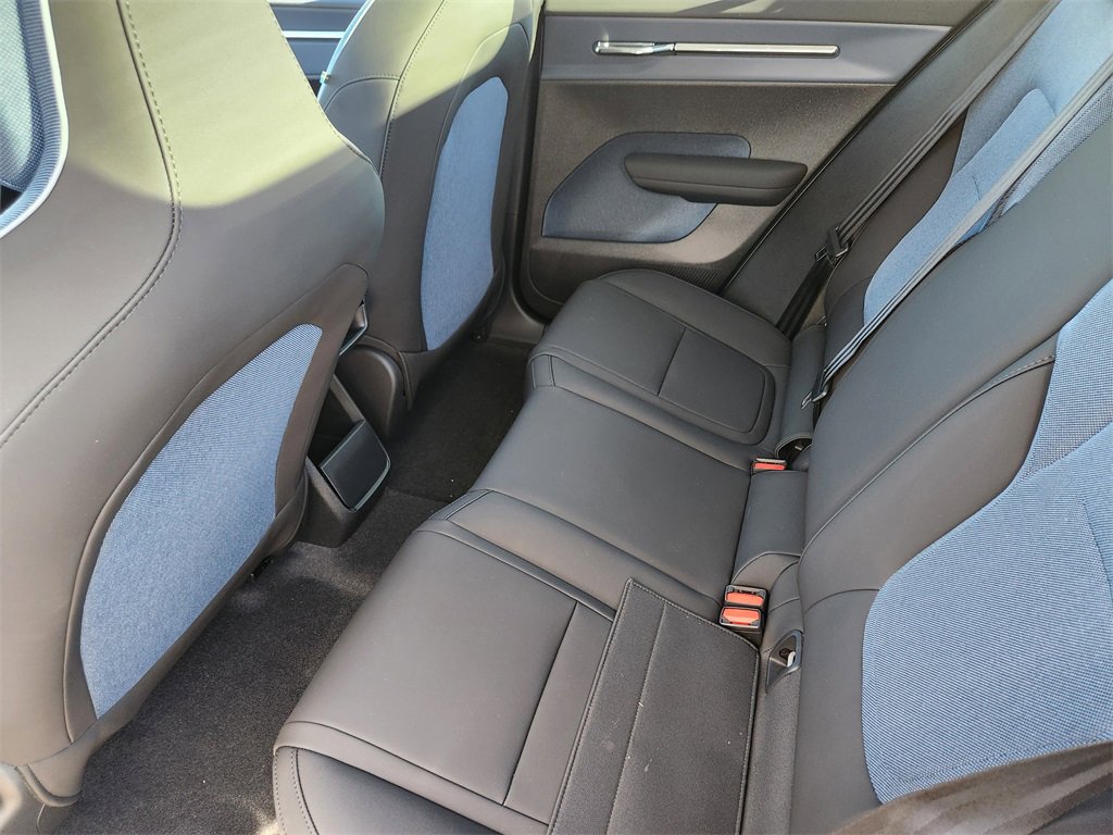 New 2026 Volvo EX30 Plus image 17