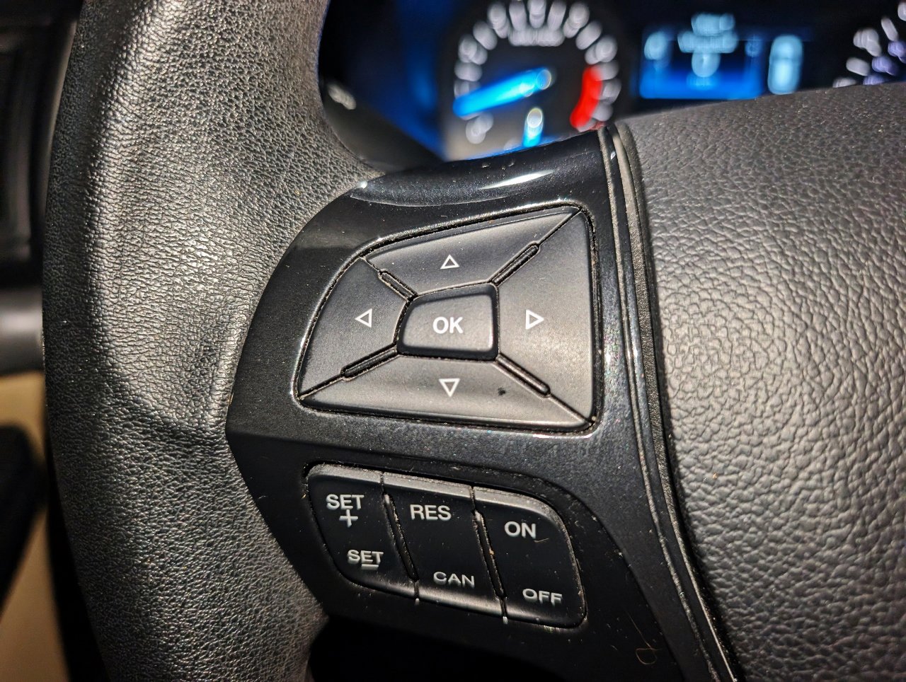 Used 2017 Ford Explorer FWD image 44