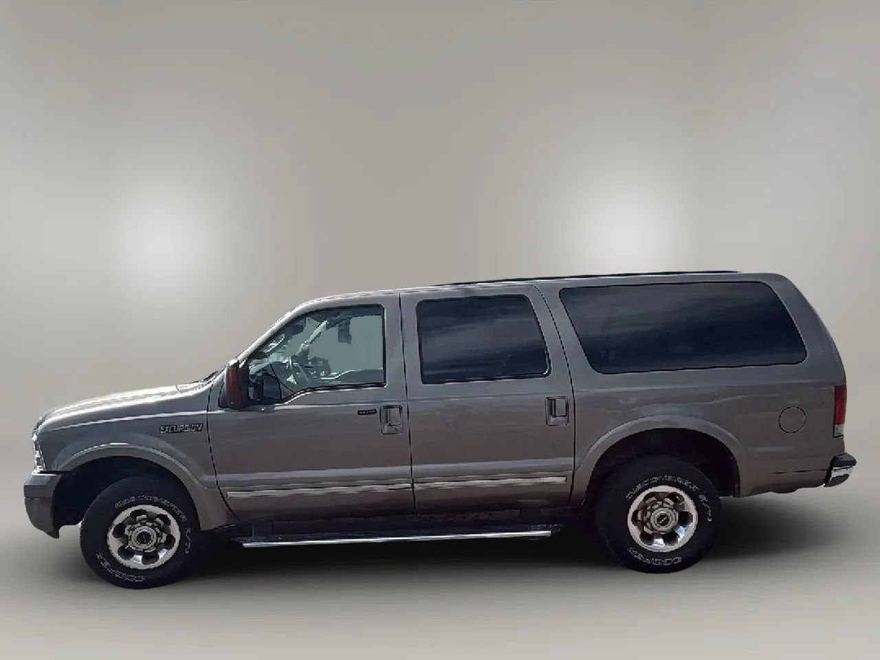 Used 2005 Ford Excursion Limited AWD/4WD image 4