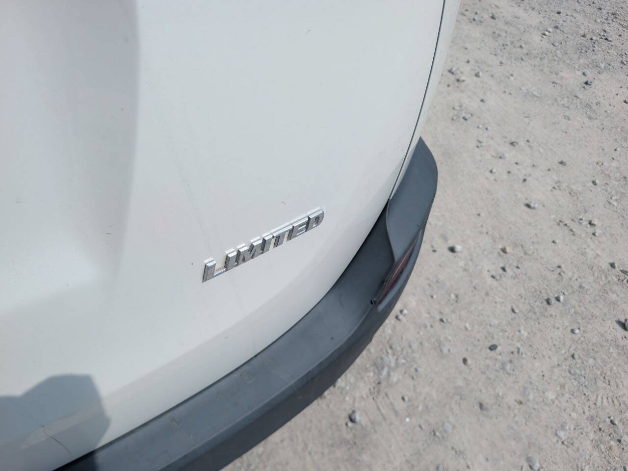 Used 2013 Toyota RAV4 Limited FWD image 18