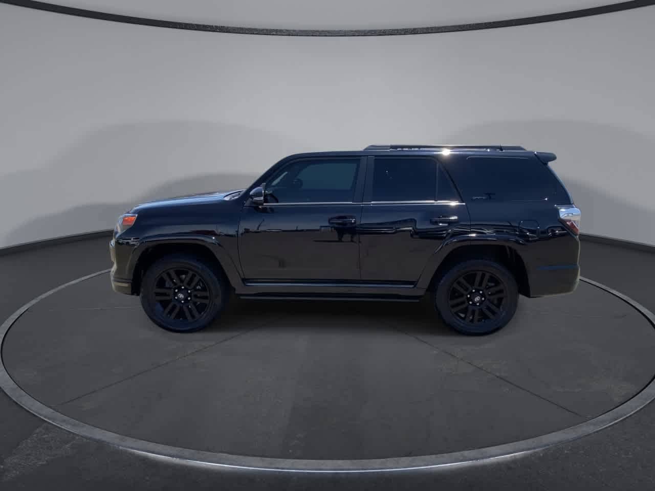 Certified 2021 Toyota 4Runner Nightshade AWD/4WD image 5