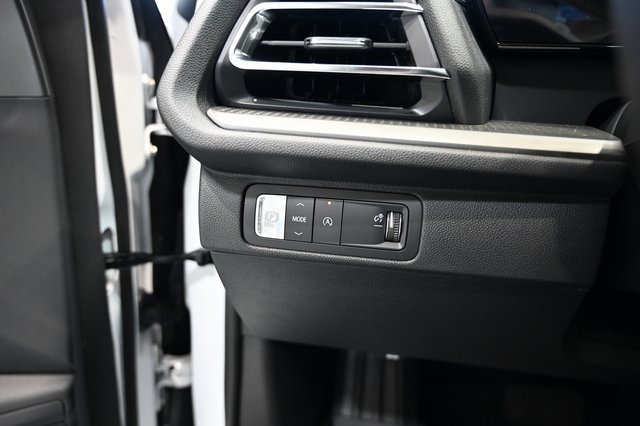 New 2026 Chevrolet Traverse LT w/ Driver Confidence Package image 22