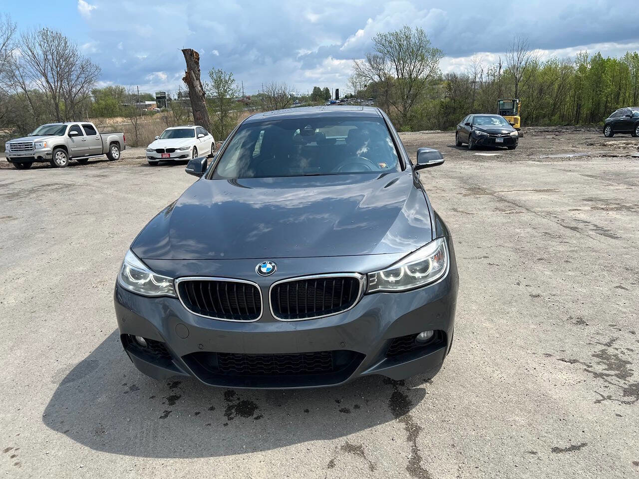 Used 2014 BMW 335i Gran Turismo xDrive AWD/4WD image 2
