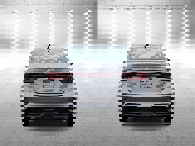 Used 2024 Kia Forte LXS image 7